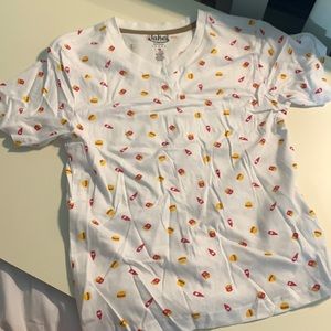 🟡2/$15⭐️French fries, hamburger and ketchup tshirt